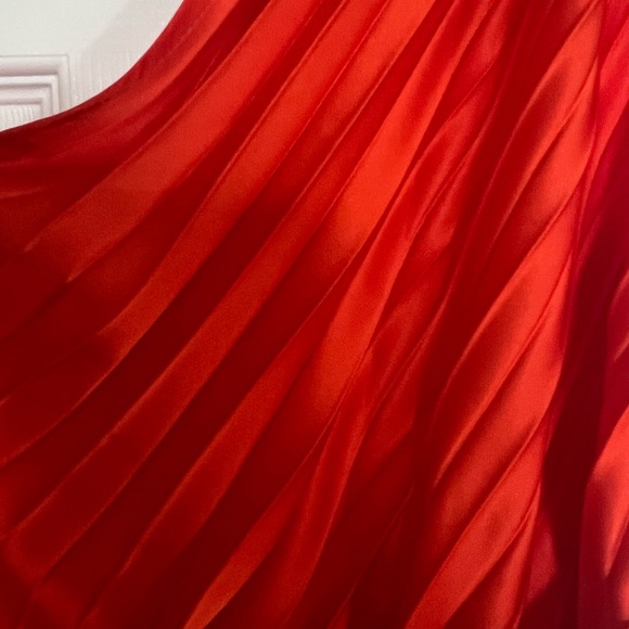 Elegant Silk Orange One-Shoulder Dress - Picture 5 of 7